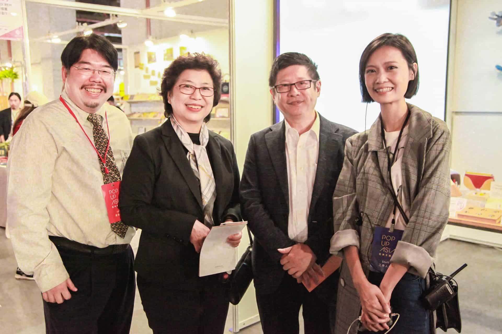 泰國商務處陳春蘭處長與外貿助理何其松先生與台北市產業發展局林崇傑局長蒞臨亞洲手創展