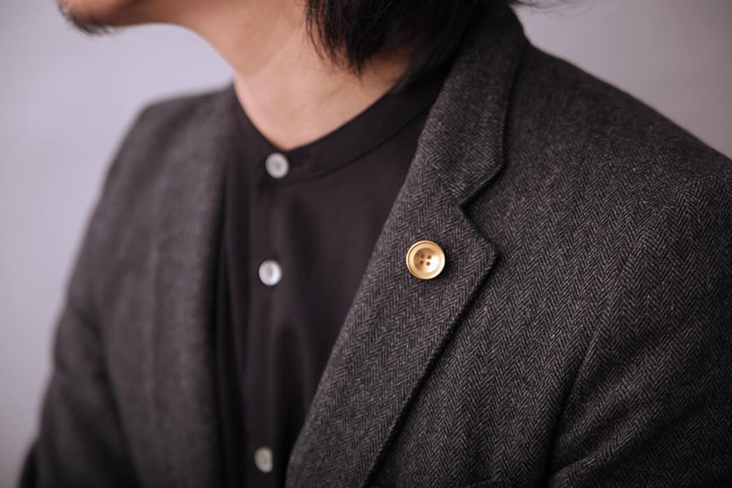 ALMA_pins_gold ALMA_pins_gold