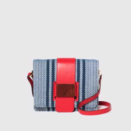 Berlin_Loop_Topaz_Red