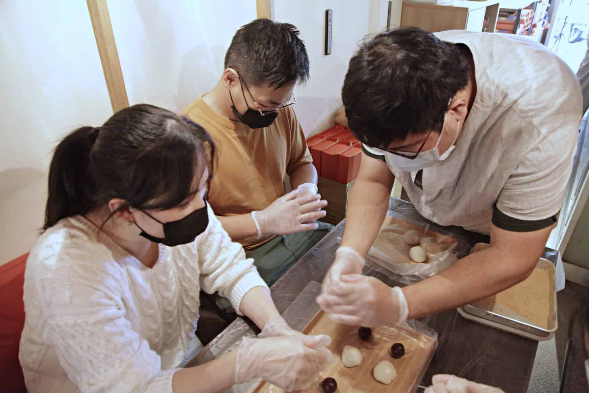 batch_img_0590_52050949631_o