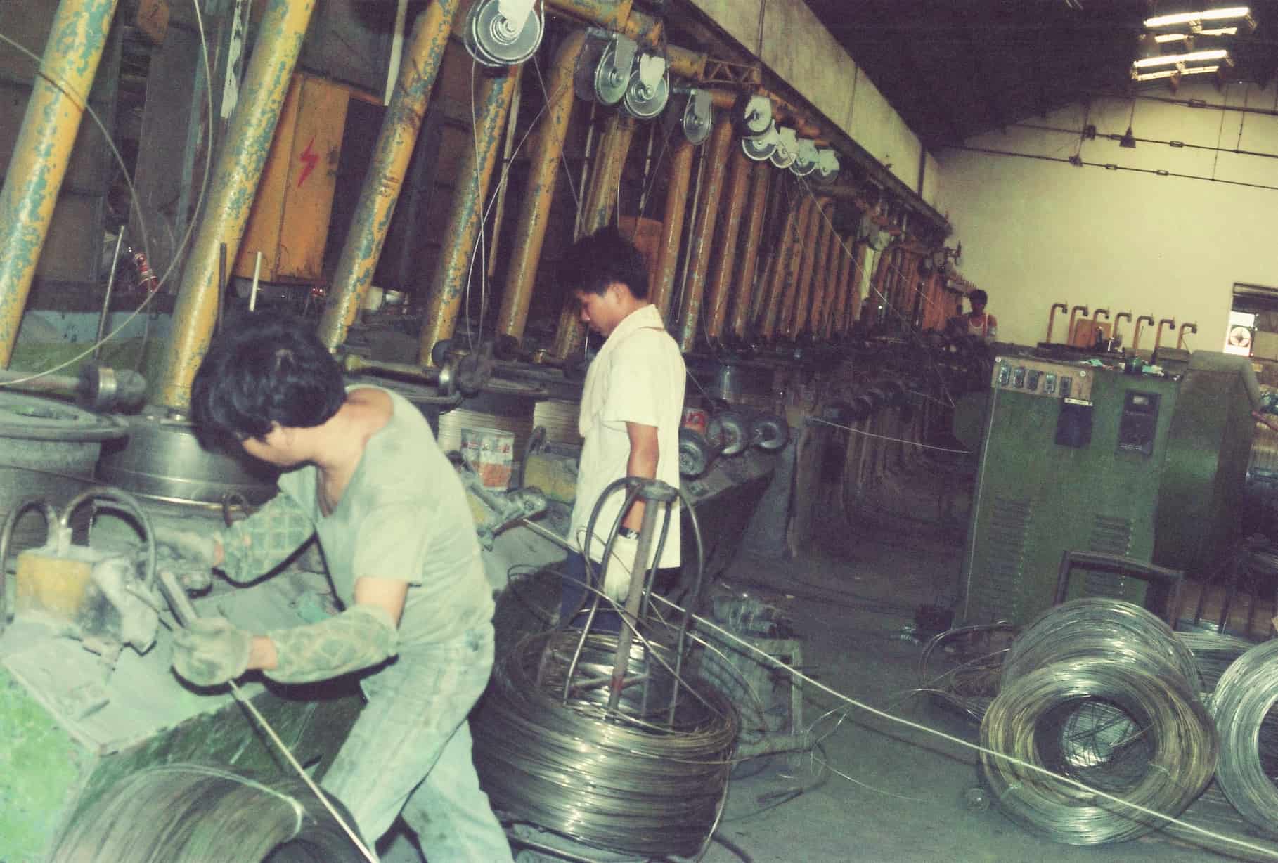 鋼藝美學＿瀚龍國際CocoLin的前身：臺灣第一家不鏽鋼廠_正利不銹鋼廠內部
CocoLin stainless chain maille