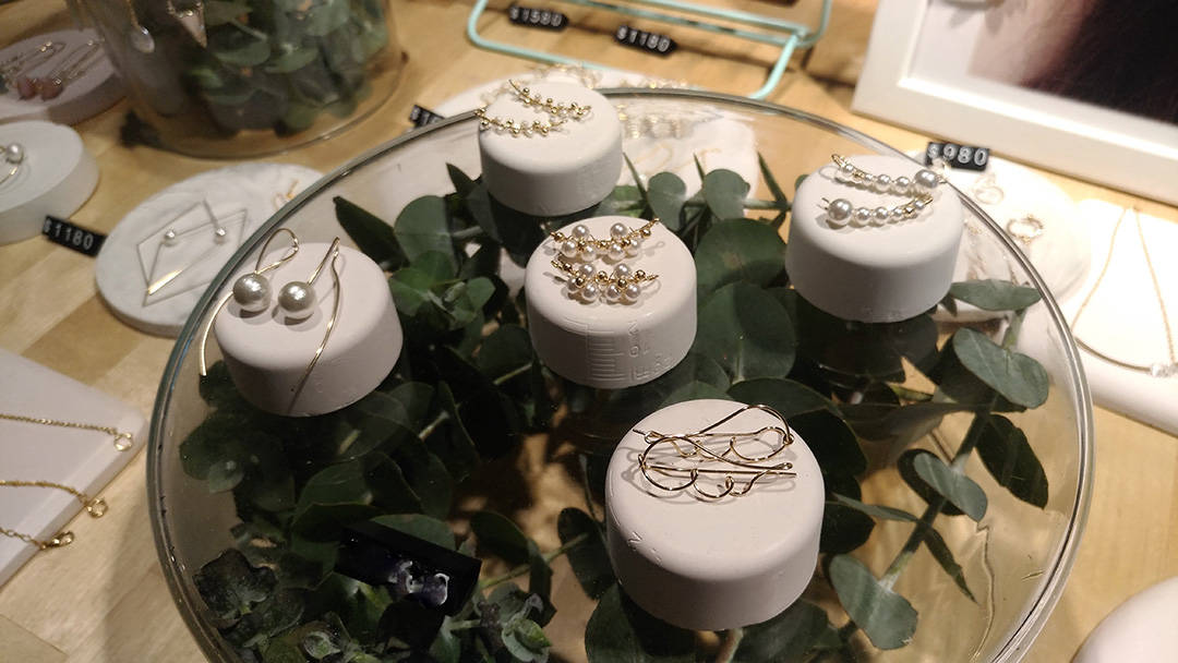 One N Only最具特色的是研發改良的機能性舒適耳夾,是無論有無耳洞都可以使用的功能性飾品_圖片提供/ One N Only